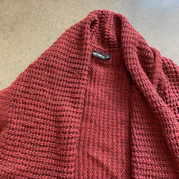 H&M Sweater - Picture 2 of 5